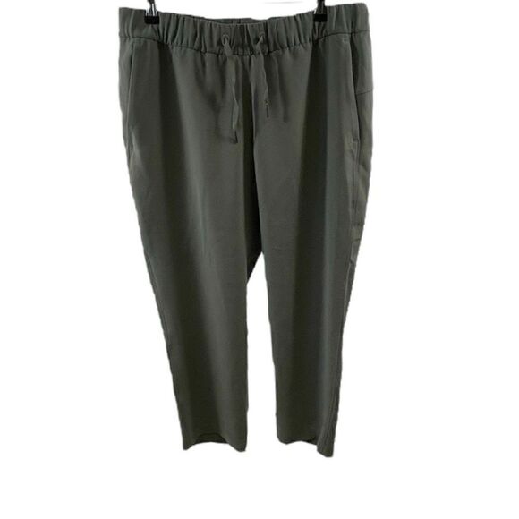 Lululemon Gray Sage On The Fly Pants Size 10 - Picture 1 of 10